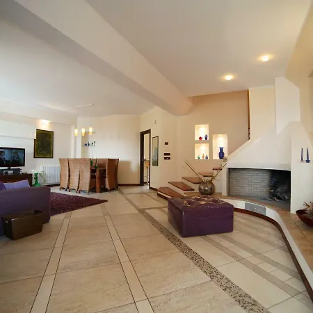 Holiday home Anna Santa Teresa Di Riva