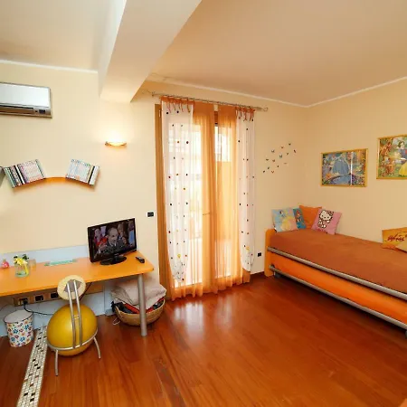 Holiday home Anna